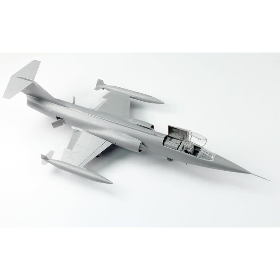 Kinetic K48083 1/48 F-104G (Luftwaffe Starfighter) Savaş Uçağı, Plastik Model Kiti