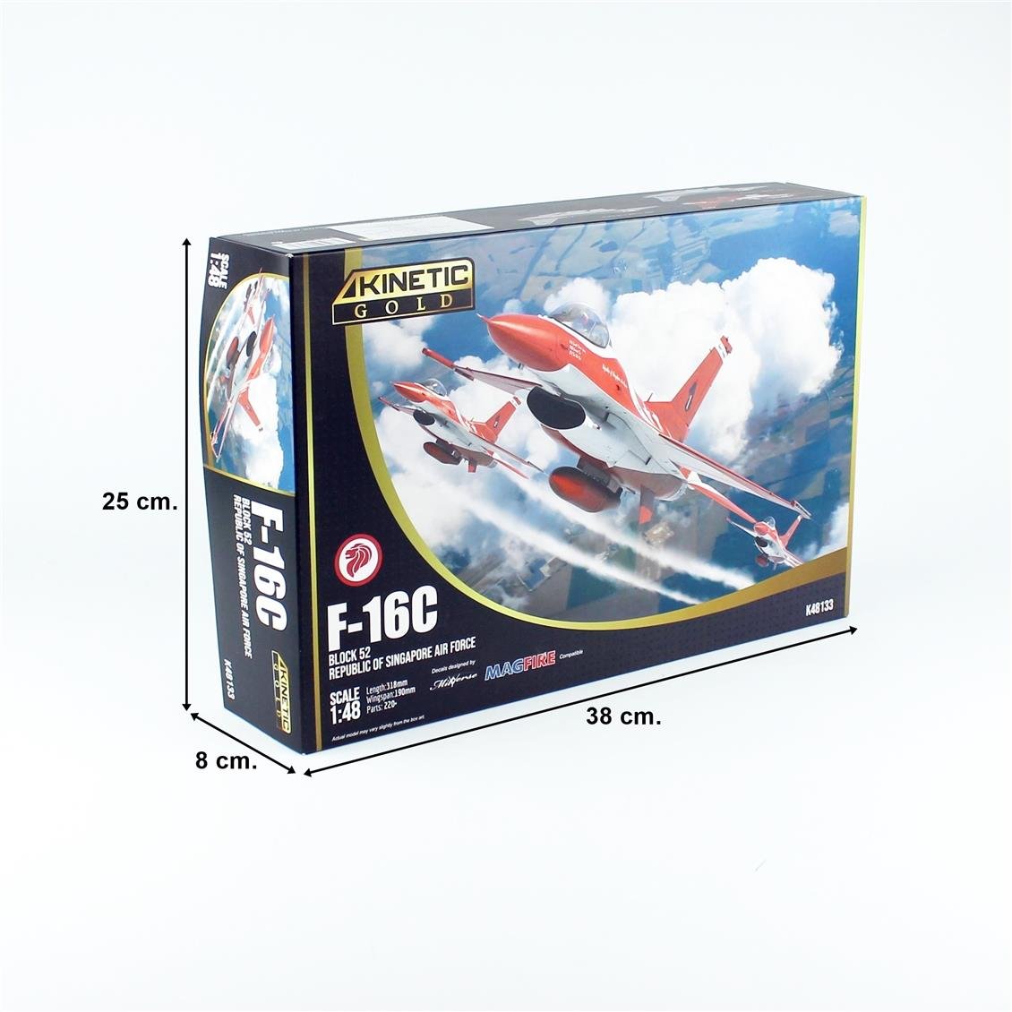 Kinetic K48133 1/48 F-16C Block 52 (Black Knights-Republic of Singapore Air Force) Savaş Uçağı, Plastik Model Kiti