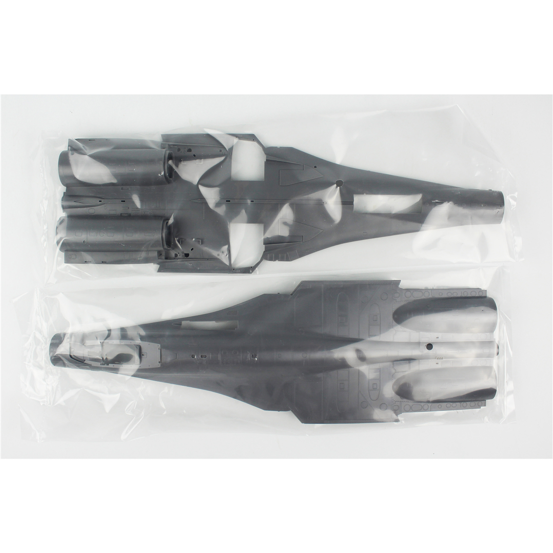 Kitty Hawk 80142 1/48 Ölçek, Su-35 (Flanker-E), Savaş Uçağı  Plastik Model kiti
