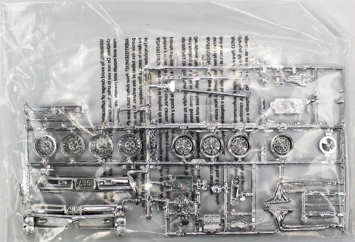 MPC 710 1/25 1967 Pontiac GTO Araba Demonte Plastik Maketi