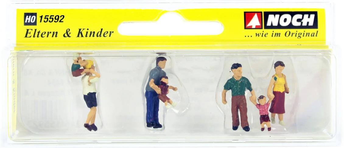 Noch 15592 1/87 Anne,Baba,Çocuk Figürleri