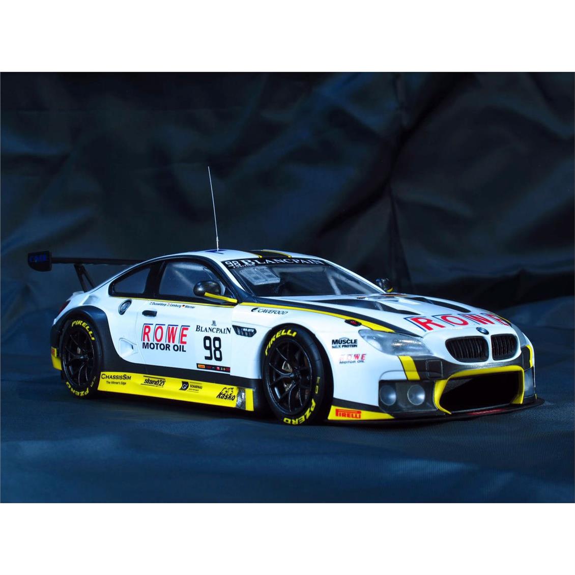 Nunu PN24001 1/24 Ölçek, Bmw M6 GT3 (Winner of The 2016 24 Hours of Spa), Otomobil Plastik Model Kiti