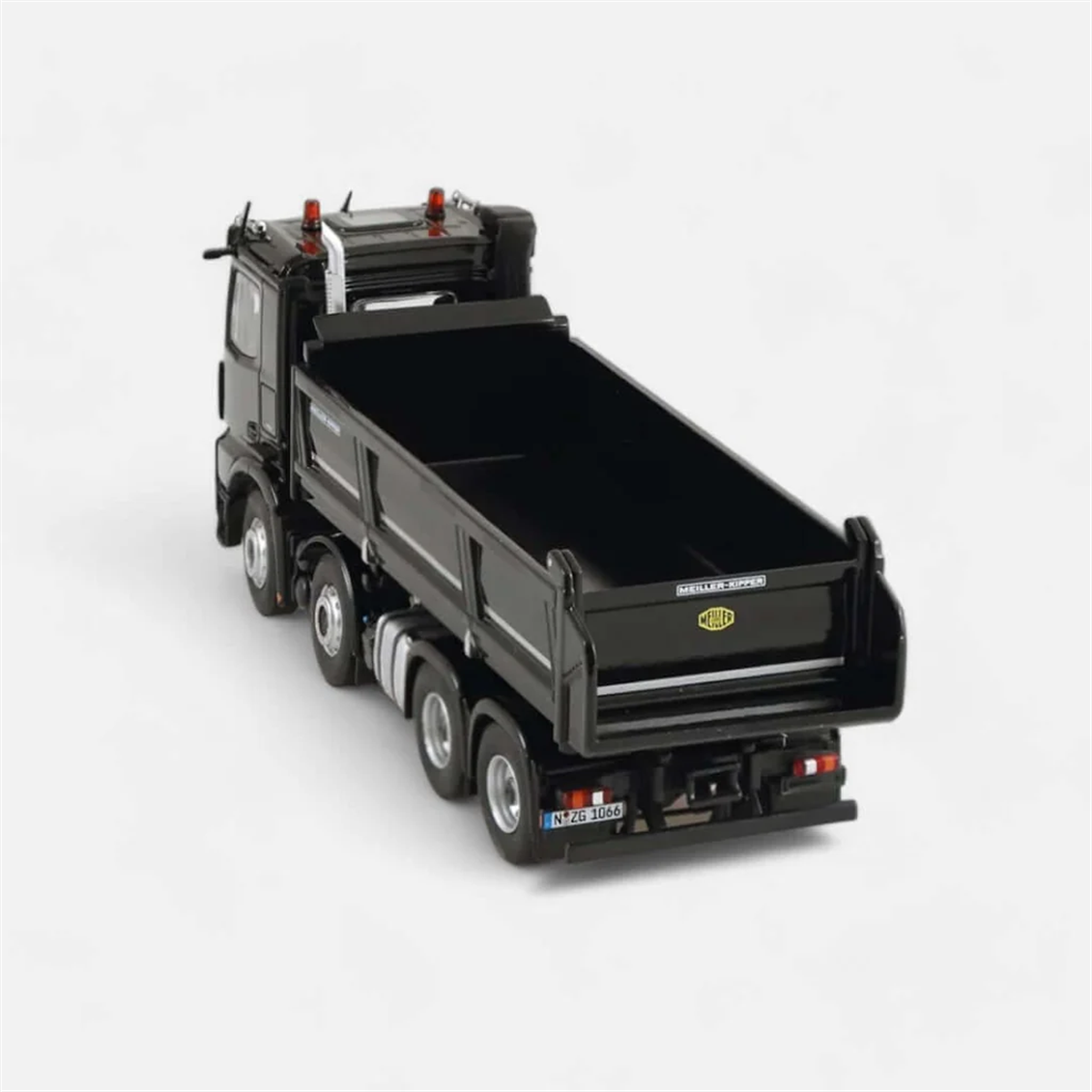 NZG 1066/50 1/50 Ölçek, Mercedes-Benz Arocs 8x4 Meiller Damperli Kamyon, Siyah, Sergilemeye Hazır Metal Model