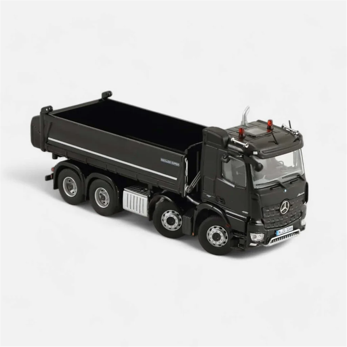 NZG 1066/50 1/50 Ölçek, Mercedes-Benz Arocs 8x4 Meiller Damperli Kamyon, Siyah, Sergilemeye Hazır Metal Model