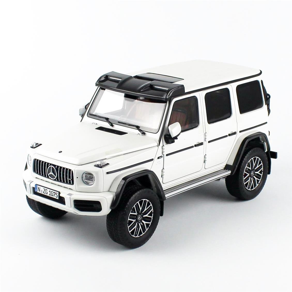 NZG 1075/40 1/18 Scale, Mercedes-AMG G 63, Opaque White, Metal Model Ready for Display