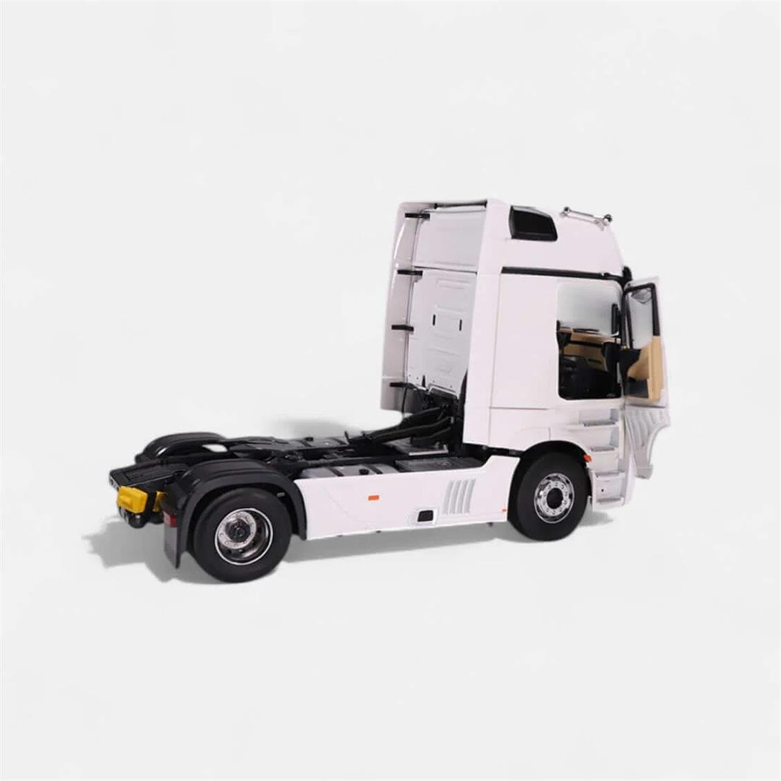 NZG 1094/41 1/18 Ölçek, Mercedes-Benz Actros Çekici (Desenli Beyaz), Sergilemeye Hazır Metal Çekici Modeli