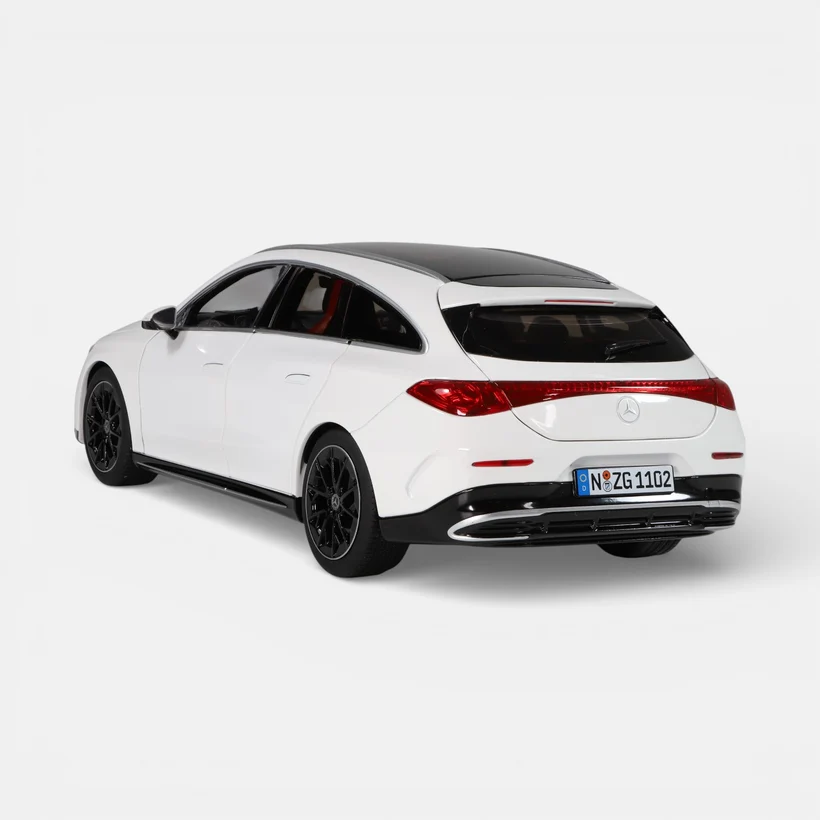 NZG 1102/41 1/18 Ölçek, Mercedes-Benz C-Class W206 Araba, Polar Beyaz, Sergilemeye Hazır Metal Model