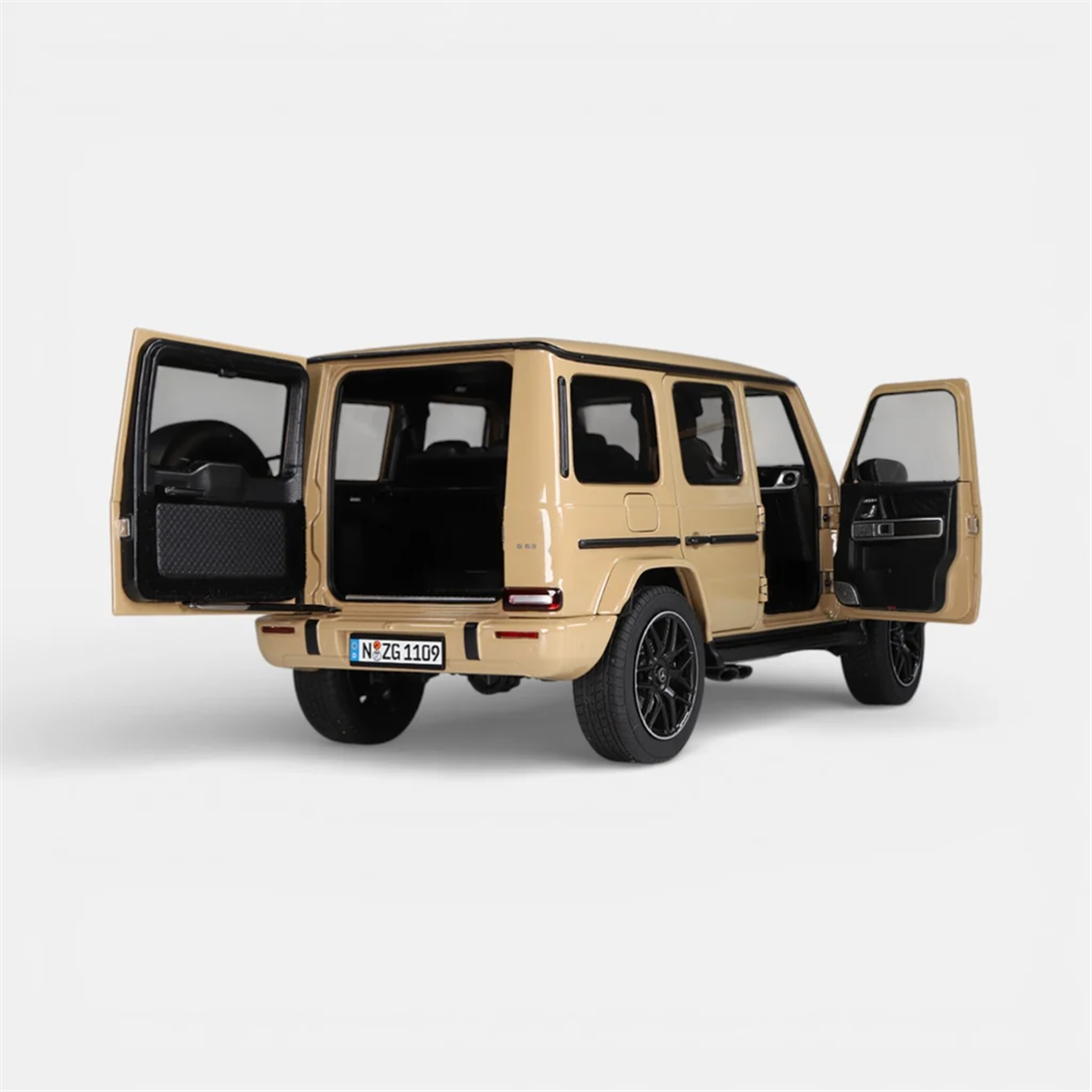 NZG 1109/69 1/18 Ölçek, Mercedes-AMG G 63 4x4 Arazi Aracı, Çöl Beji, Sergilemeye Hazır Metal Model