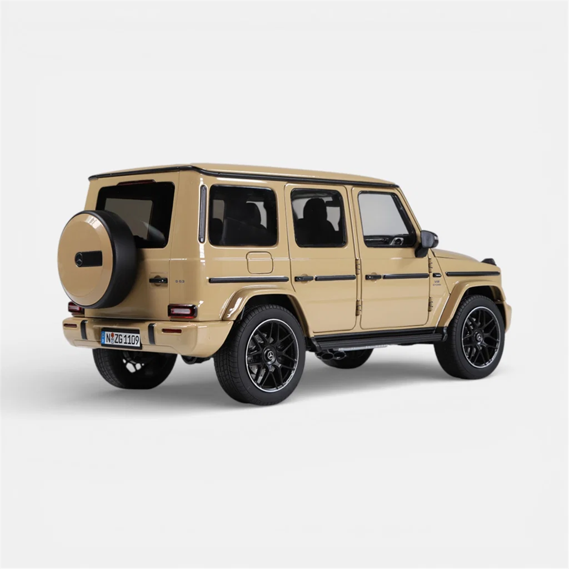 NZG 1109/69 1/18 Ölçek, Mercedes-AMG G 63 4x4 Arazi Aracı, Çöl Beji, Sergilemeye Hazır Metal Model