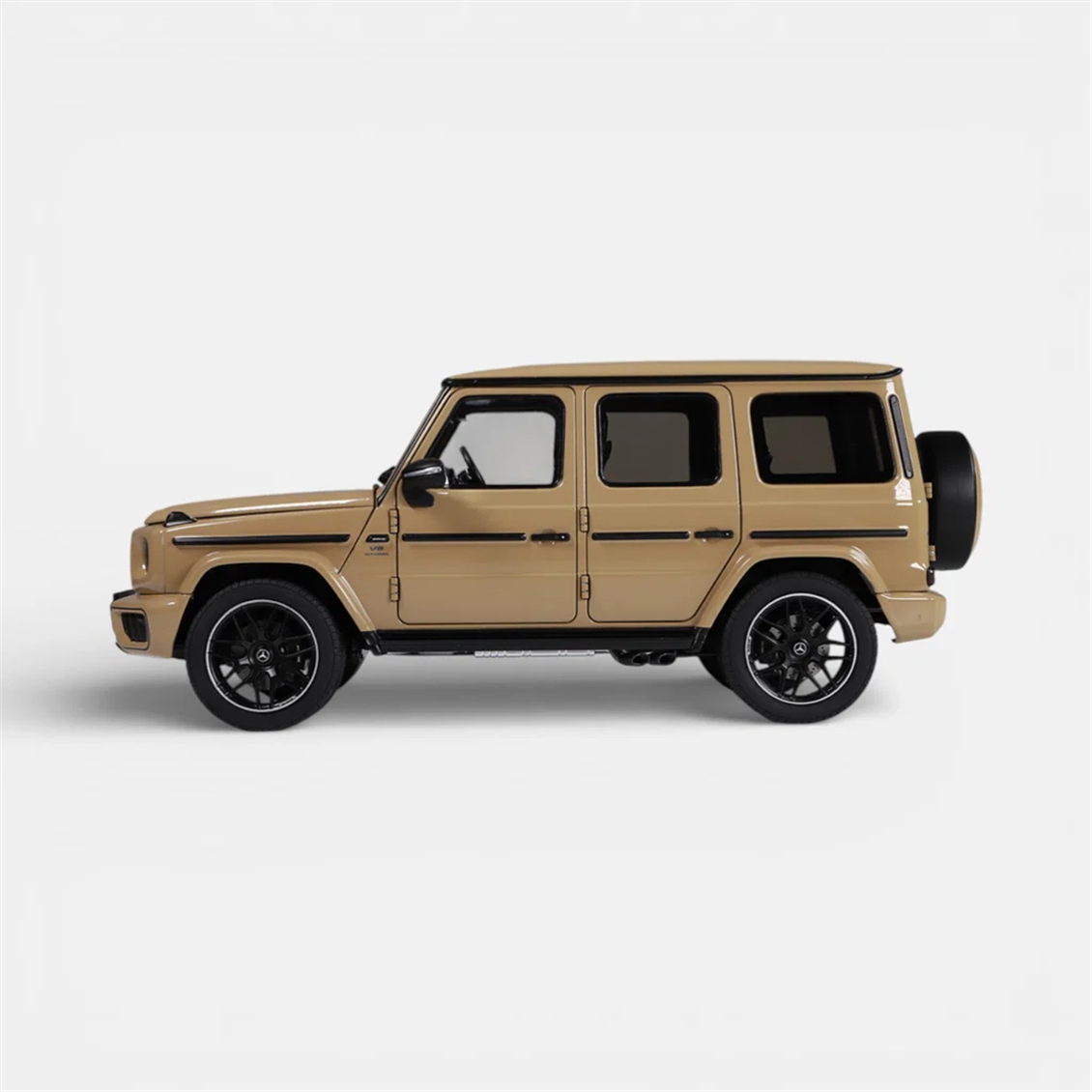 NZG 1109/69 1/18 Ölçek, Mercedes-AMG G 63 4x4 Arazi Aracı, Çöl Beji, Sergilemeye Hazır Metal Model
