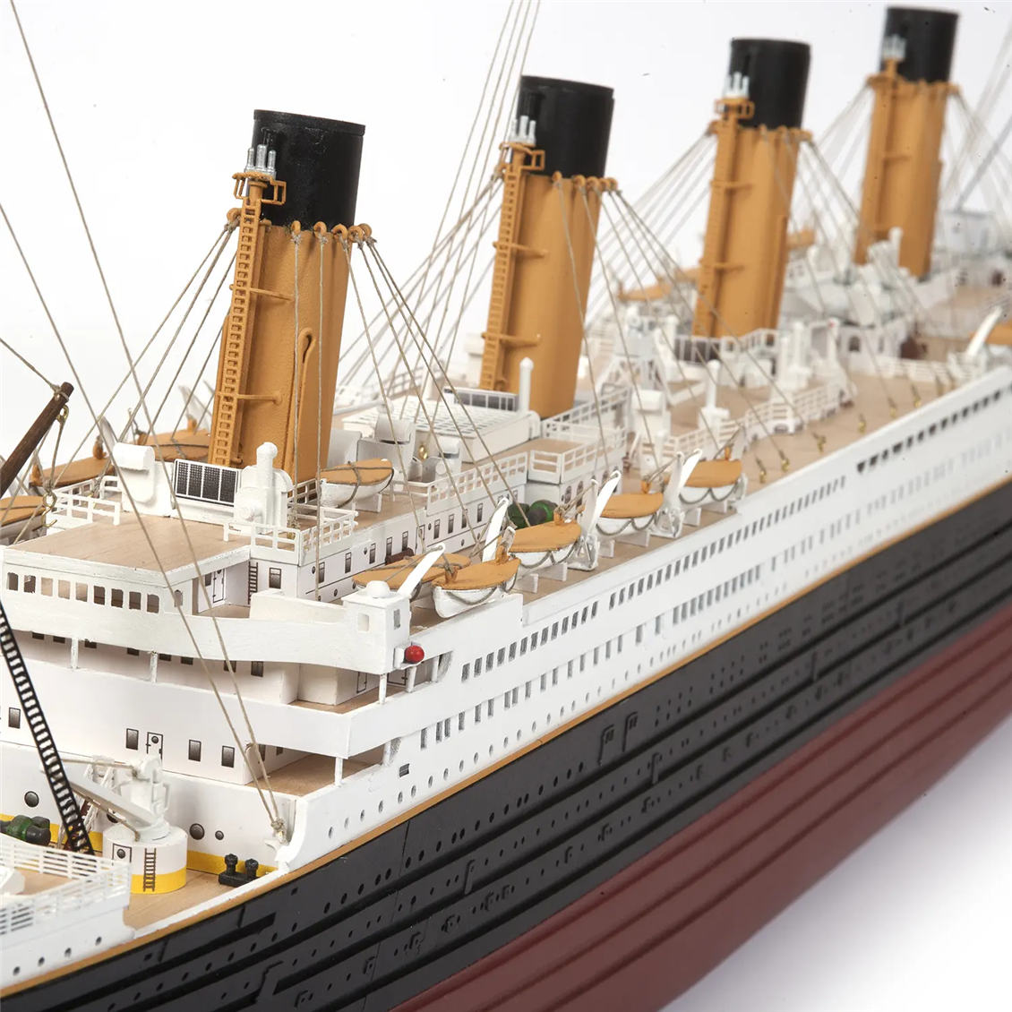 Occre 14009 1/300 Scale, RMS Titanic, 90 cm. Cruise Ship, Wooden Model Kit
