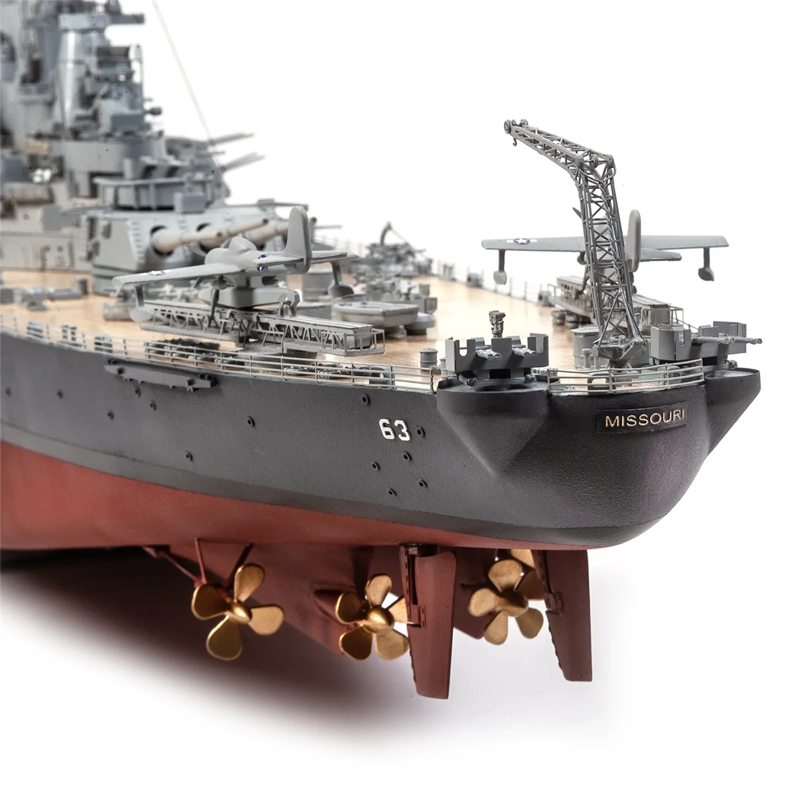 Occre 16002 1/200 Scale, USS Missouri BB-63 Model, 136 cm. American Battleship Wooden Model Kit