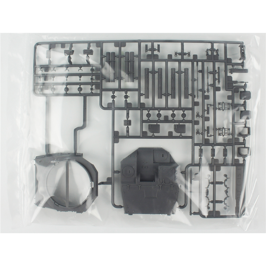 Panda 35023 1/35 Ölçek, Kurganets-25 IFV (Object 695), Muharebe Tankı Plastik Model Kiti