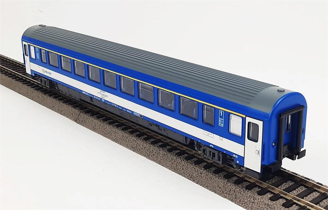 Passenger car 1. Cl. MAV VI