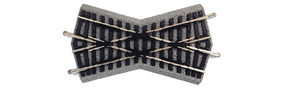 PIKO A-track w roadbed, Crossing K30