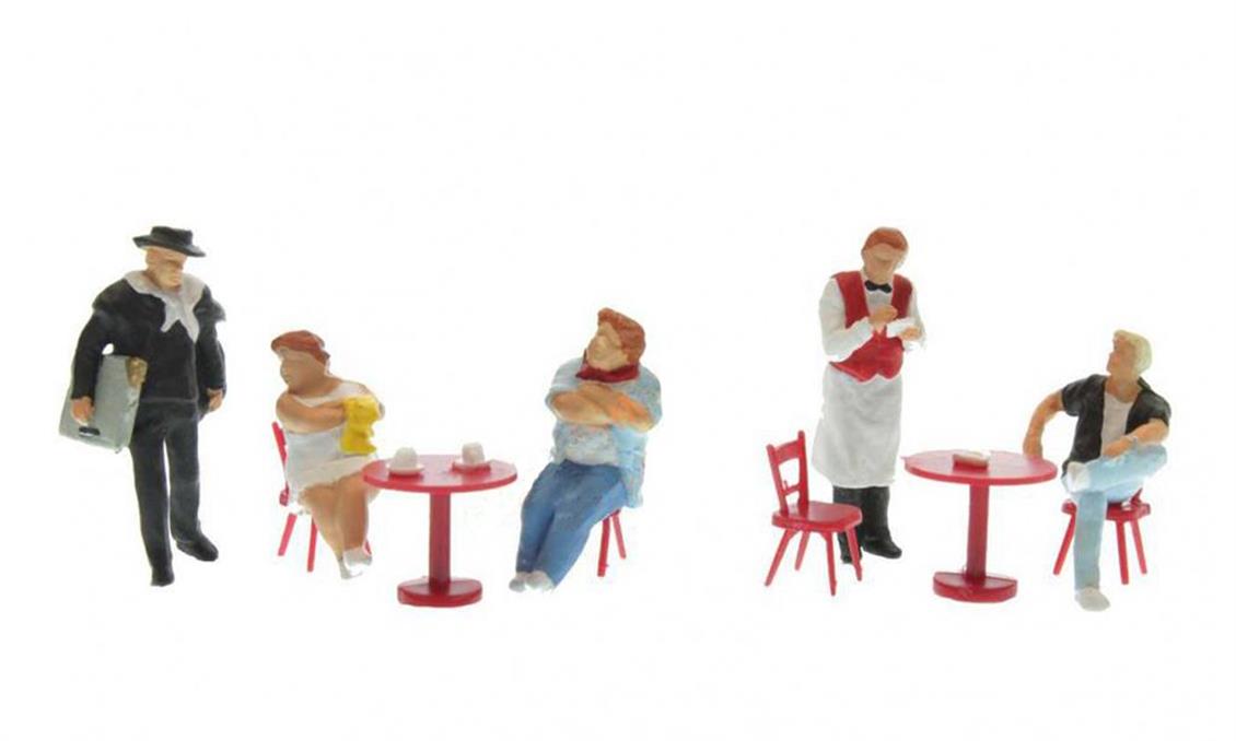 Preiser 10368 1/87 Ölçek turistler ve kafede bekleyenler Figürleri