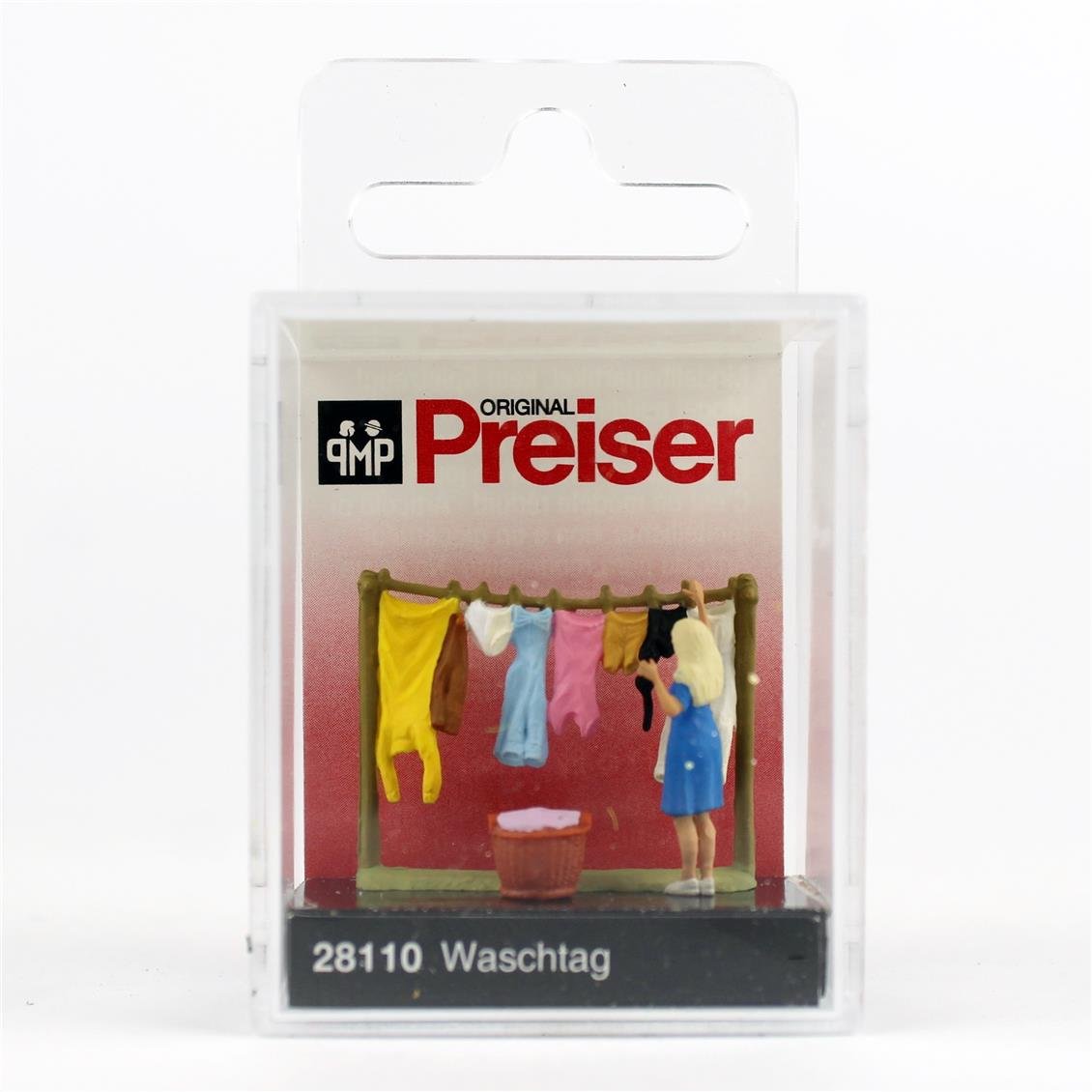 Preiser 28110 1/87 Ölçek, Çamaşır Yıkama Günü, Boyanmış Plastik Figürü