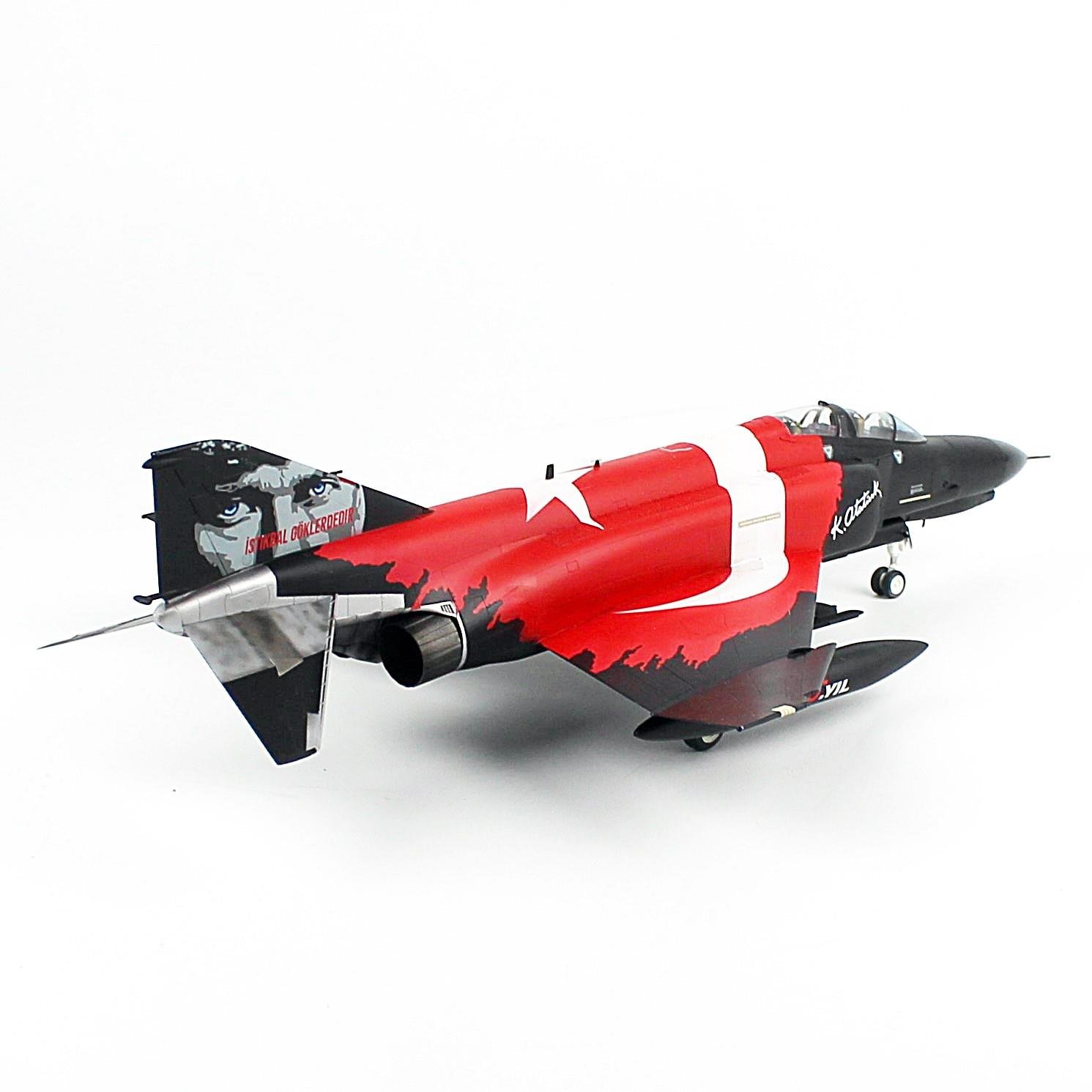 QD175 1/48 Ölçek, F-4E Phantom, 50. Yıl Decalli, Sergilemeye Hazır Savaşl Uçağı Modeli