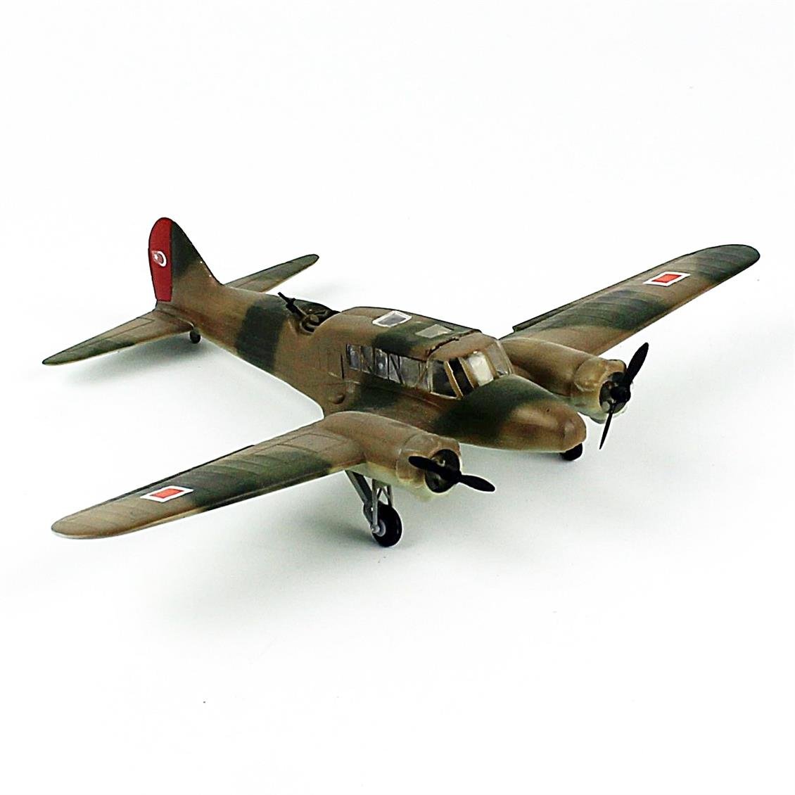 QD185 1/72 Ölçek, Avro (Anson) Türk Hv. Kuv., Sergilemeye Hazır Plastik Uçak Modeli