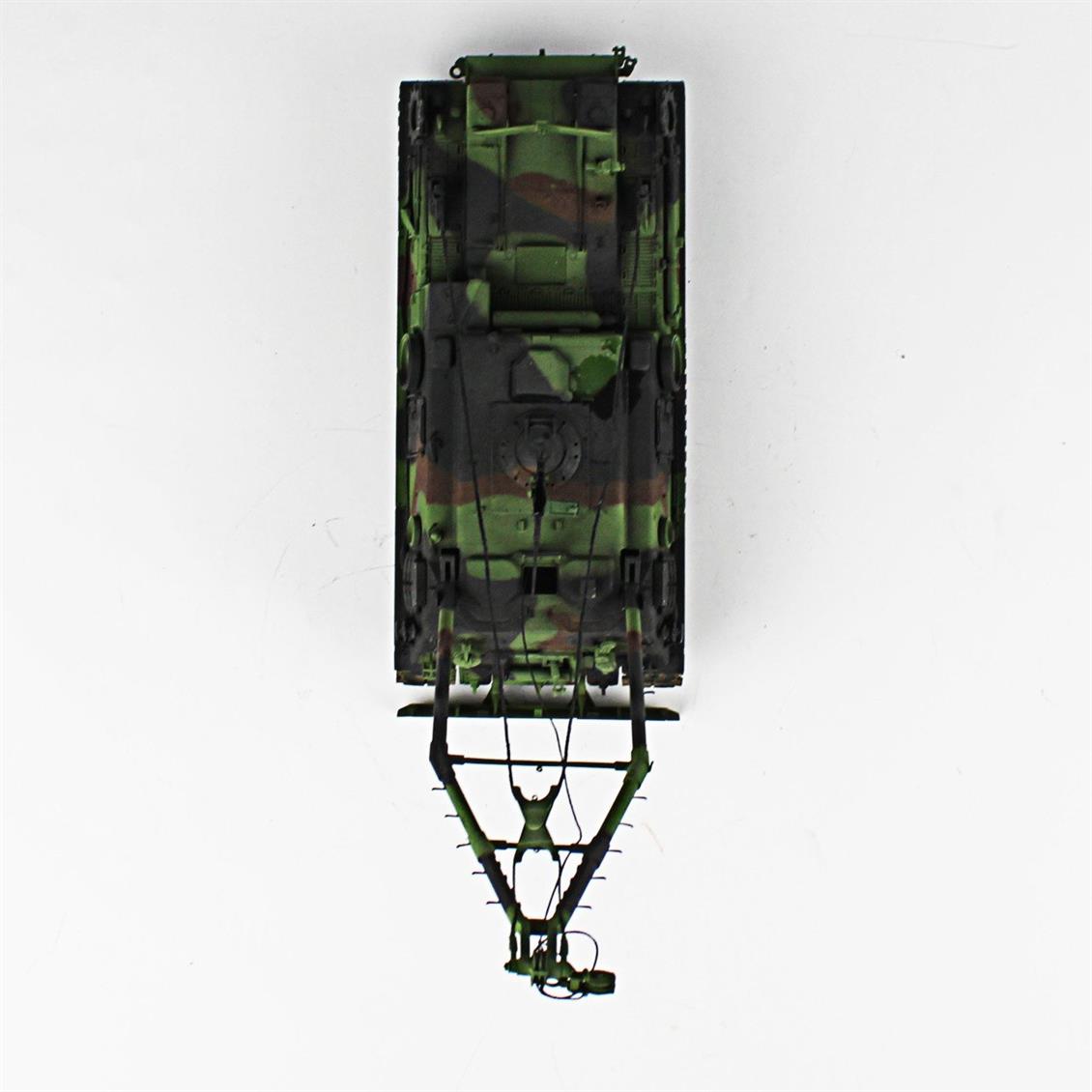 QD227 1/35 M88 Bergepanzer / afv club  Sergilemeye Hazır Plastik Tank Maketi