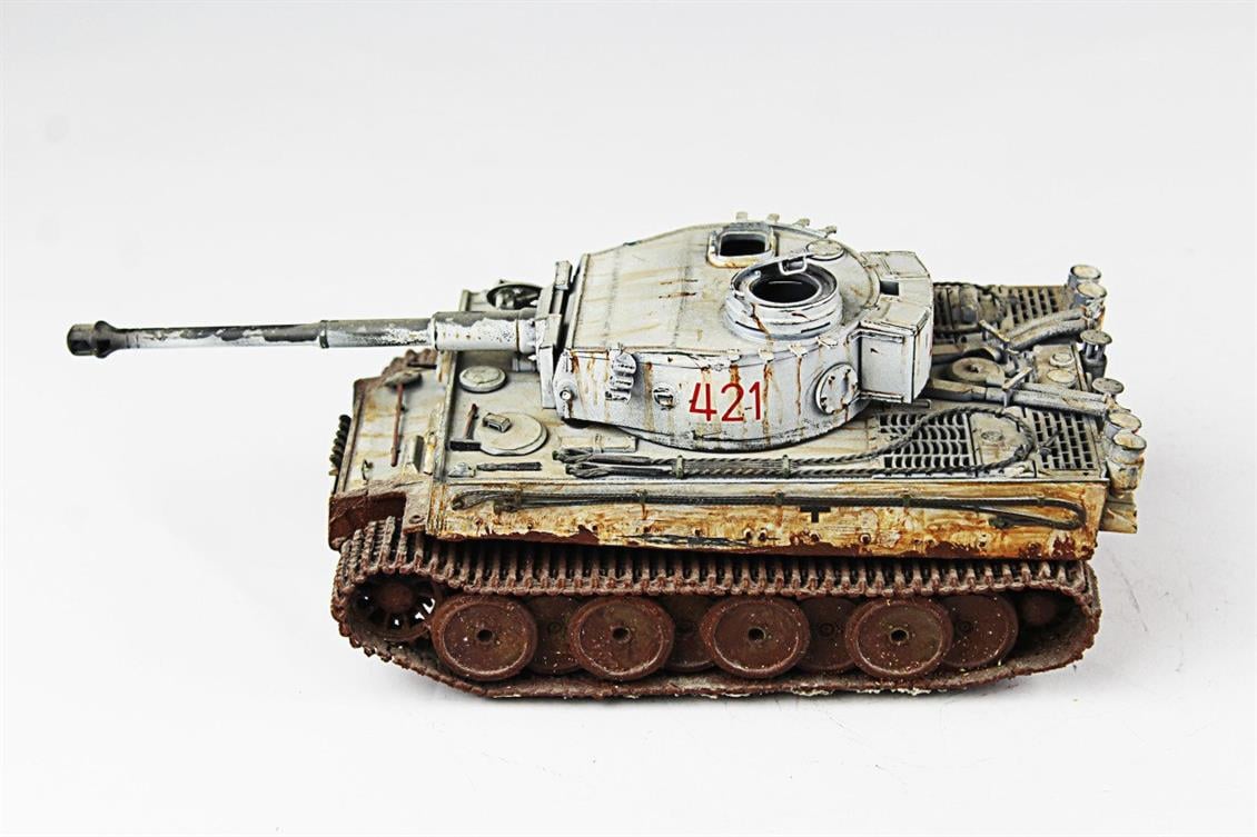 QD251 1/35 Tiger I, Tamiya, Sergilemeye Hazır Plastik Tank Maketi