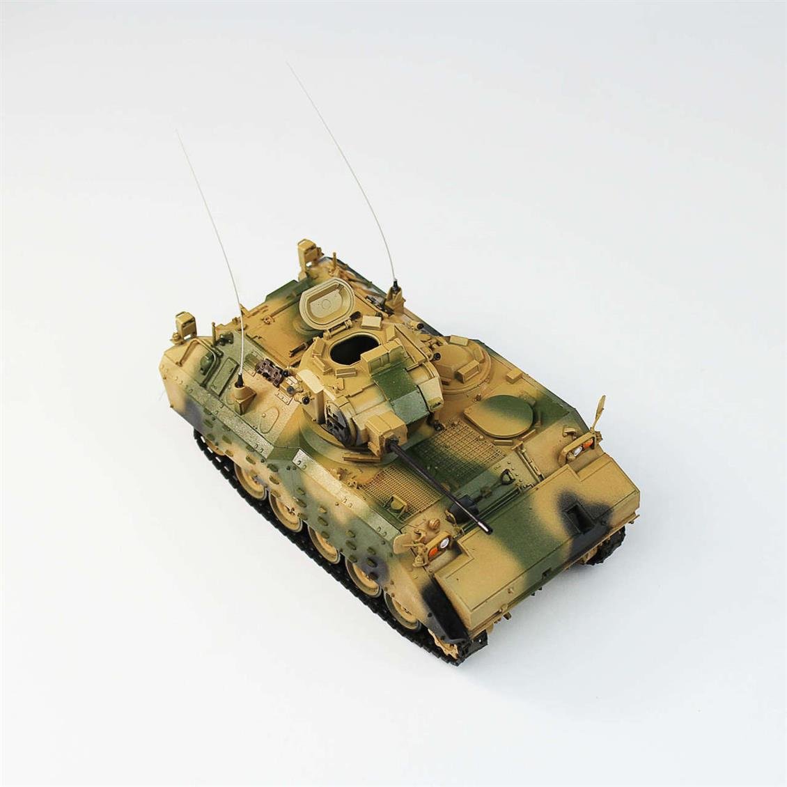 QD282 1/35 Nato AIFV, Afv Club, Sergilemeye Hazır Plastik Tank Maketi