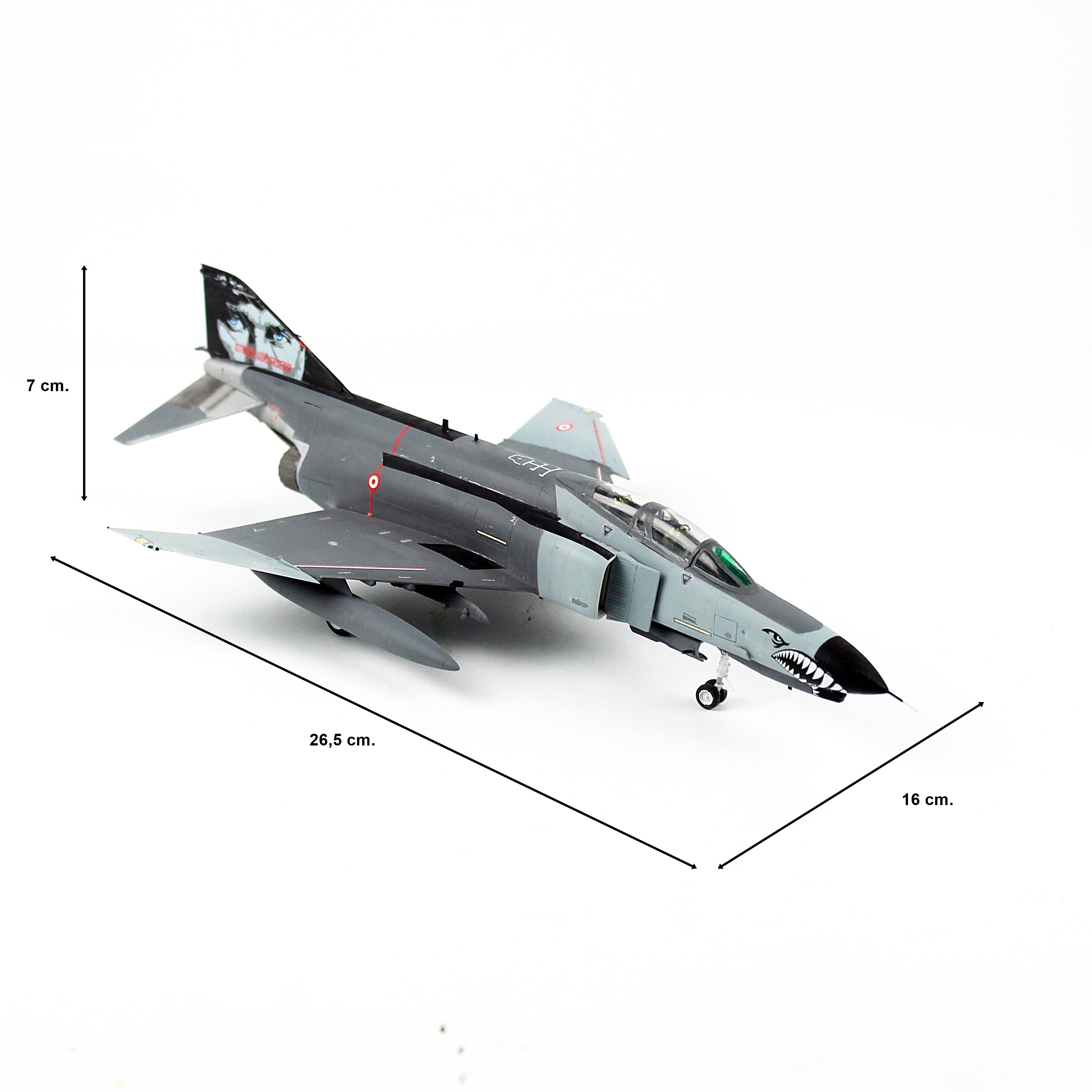 QD607 1/72 Ölçek, F-4E Phantom, 50. Yıl Decalli 2 Nolu Uçak, Sergilemeye Hazır Savaş Uçağı Modeli