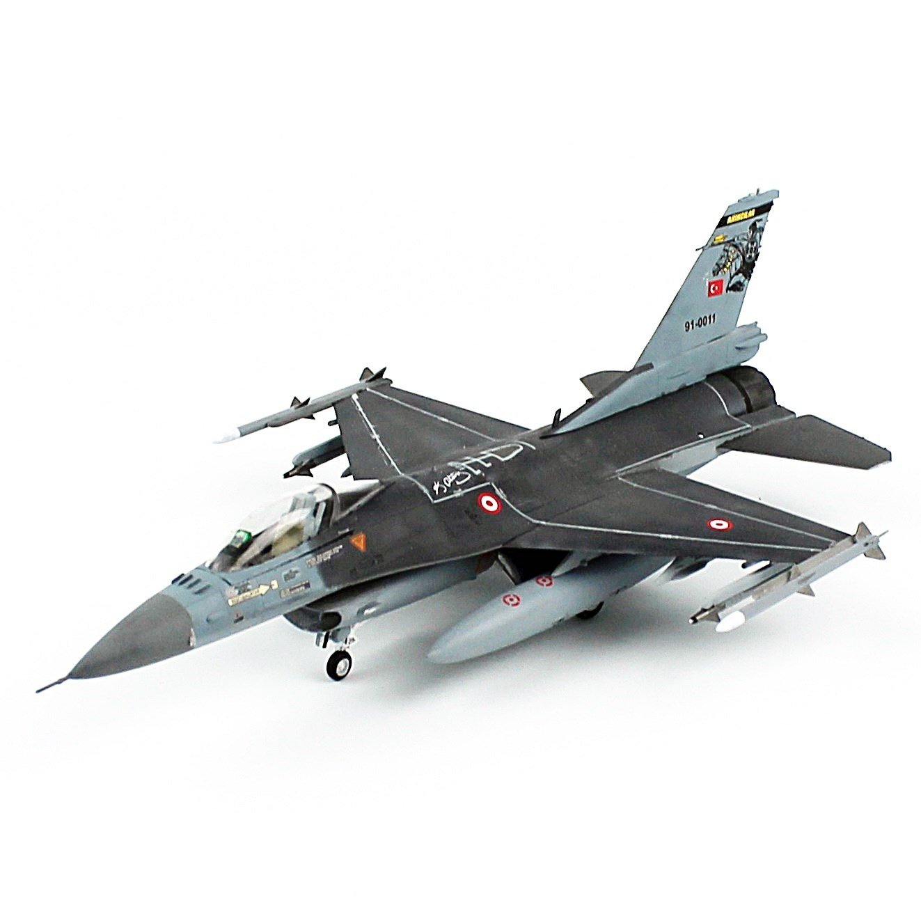 QD611 1/72 Ölçek, F-16C B-50 Savaşan Şahin, 152 Kaplan Filo, Akıncılar, Sergilemeye Hazır Model Uçak