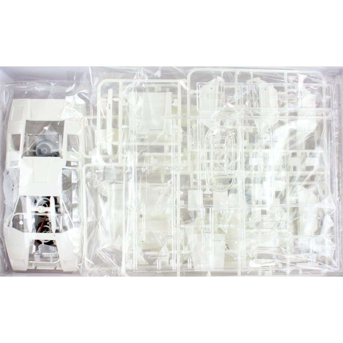 RS-60 1/24 LAMBORGHİNİ COUNTACH LP400