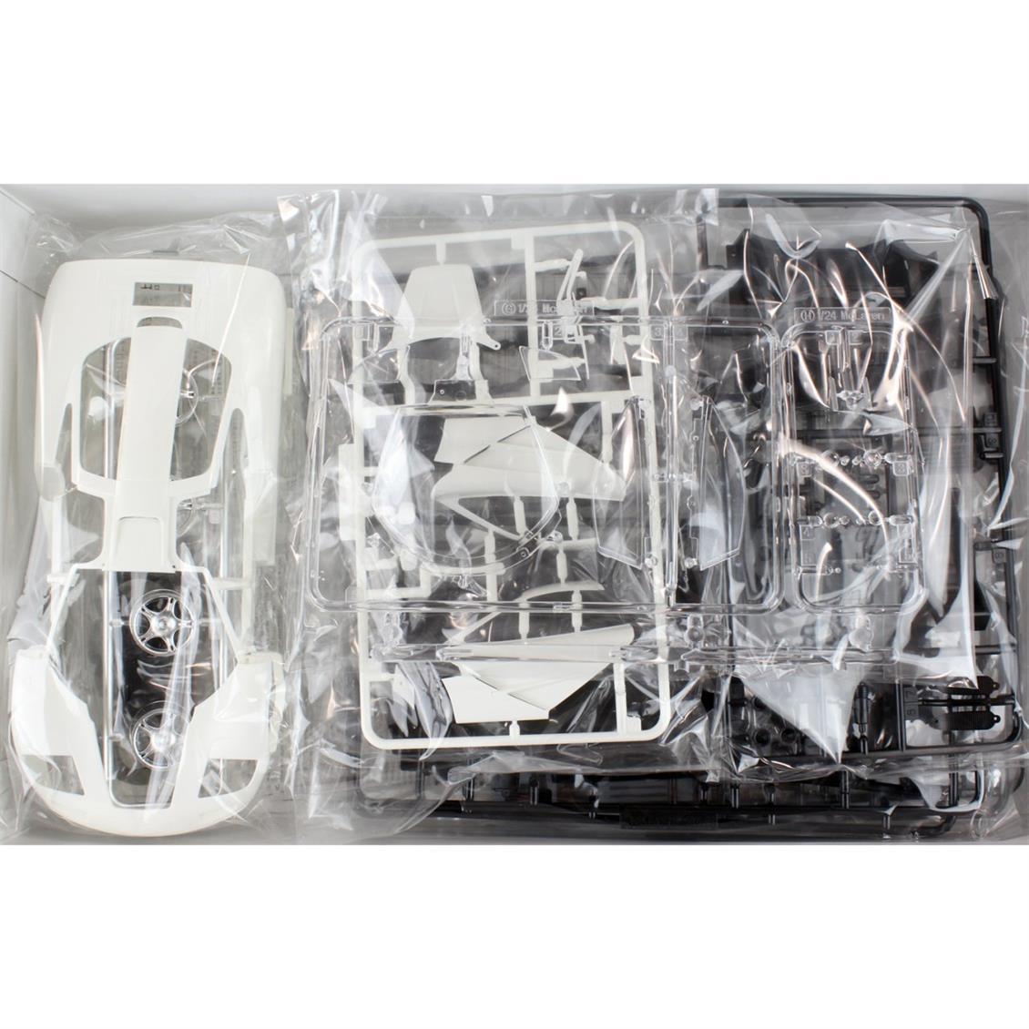 RS-66 1/24 MCLAREN F1