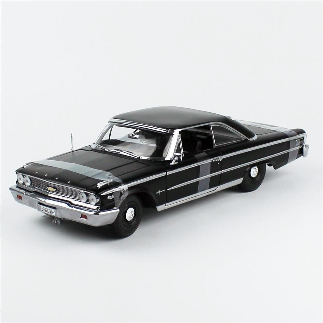 Sunstar 1475 1/18 Ölçek, 1963 Ford Galaxie 500/XL Hardtop, Yarı Mat Siyah, Sergilemeye Hazır Metal Araba Modeli