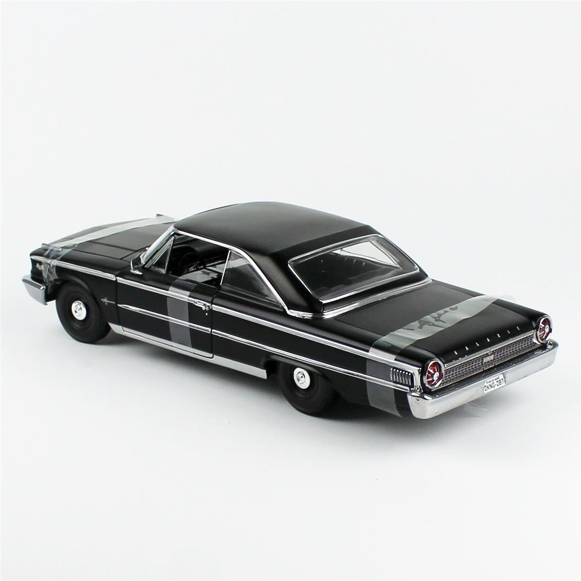 Sunstar 1475 1/18 Ölçek, 1963 Ford Galaxie 500/XL Hardtop, Yarı Mat Siyah, Sergilemeye Hazır Metal Araba Modeli