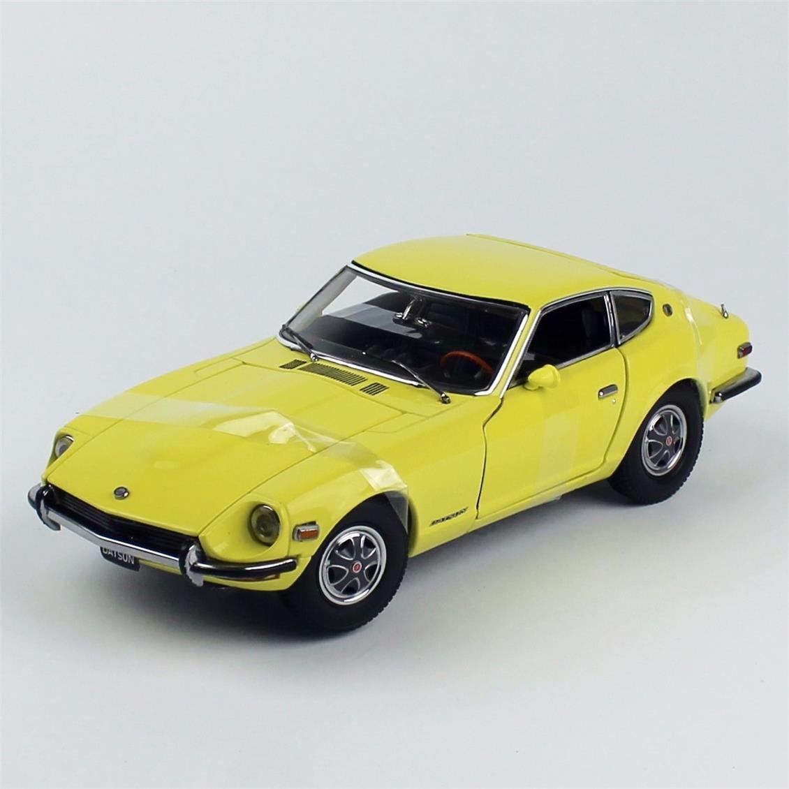 Sunstar 3512 1/18 Ölçek, 1972 Datsun 240Z, Sarı, Sergilemeye Hazır Metal Araba Modeli