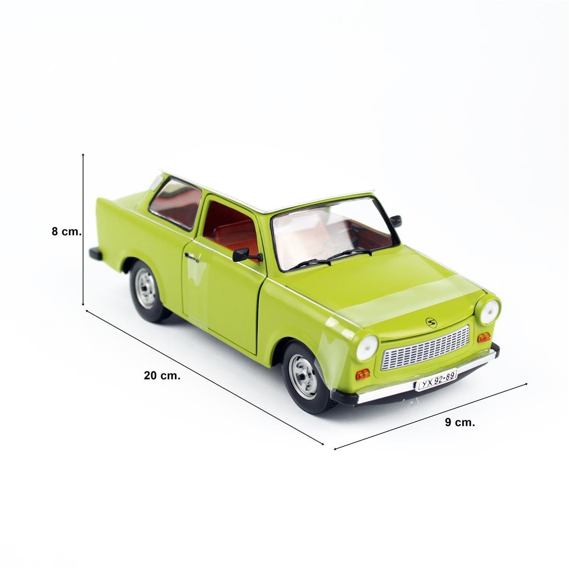 Sunstar 4289 1/18 Ölçek, Trabant 601, Filizi Yeşil, Sergilemeye Hazır Metal Araba Modeli
