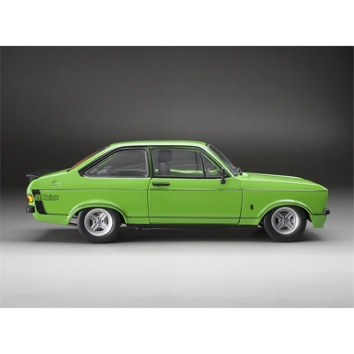 Sunstar 4635 1/18 Ölçek, 1976 Ford Escort MKII RS Mexico-Yeşil (RHD),, Sergilemeye Hazır Metal Araba Modeli