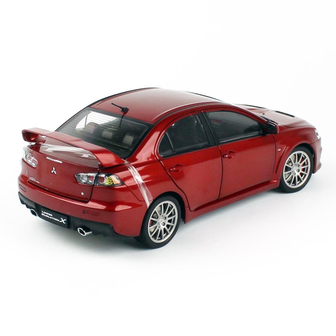 Sunstar 5822 1/18 Ölçek, Mitsubishi Lancer Evolution X, Kırmızı Metalik, Sergilemeye Hazır Metal Araba Modeli