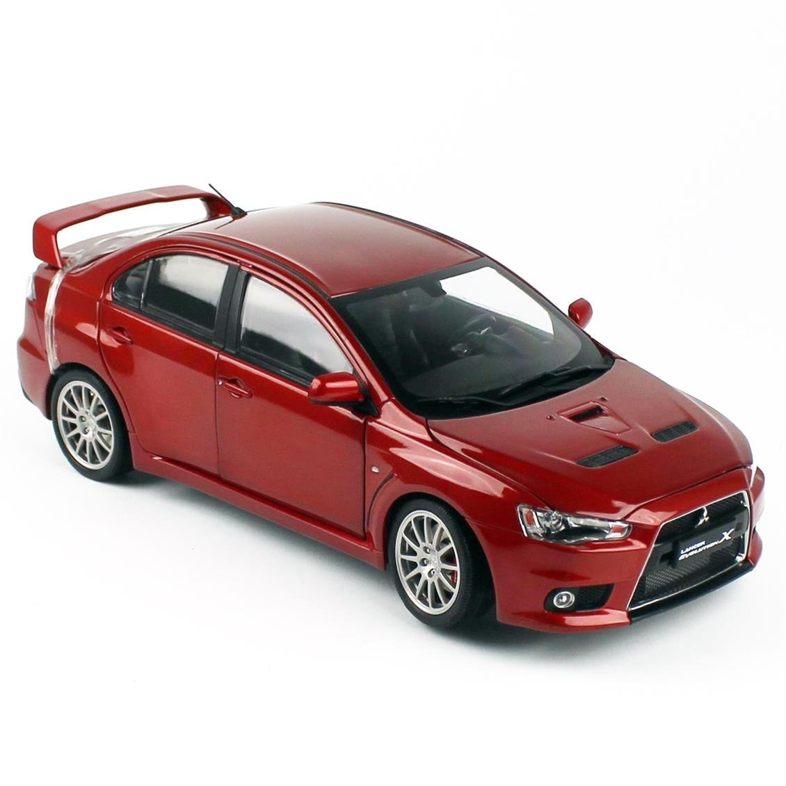Sunstar 5822 1/18 Ölçek, Mitsubishi Lancer Evolution X, Kırmızı Metalik, Sergilemeye Hazır Metal Araba Modeli