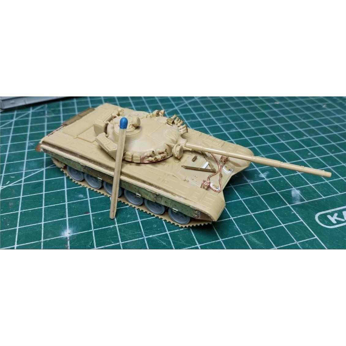 Takom 5004 1/72 Ölçek, MAZ-537G Çekici ve CHMZAP-5247G Römorku, Plastik Model Kiti