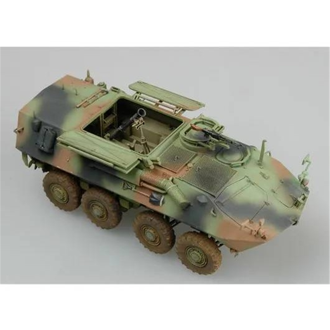 Trumpeter 00391 1/35 Ölçek, LAV-M Havan Topu Taşıma Aracı, Plastik Model Kiti