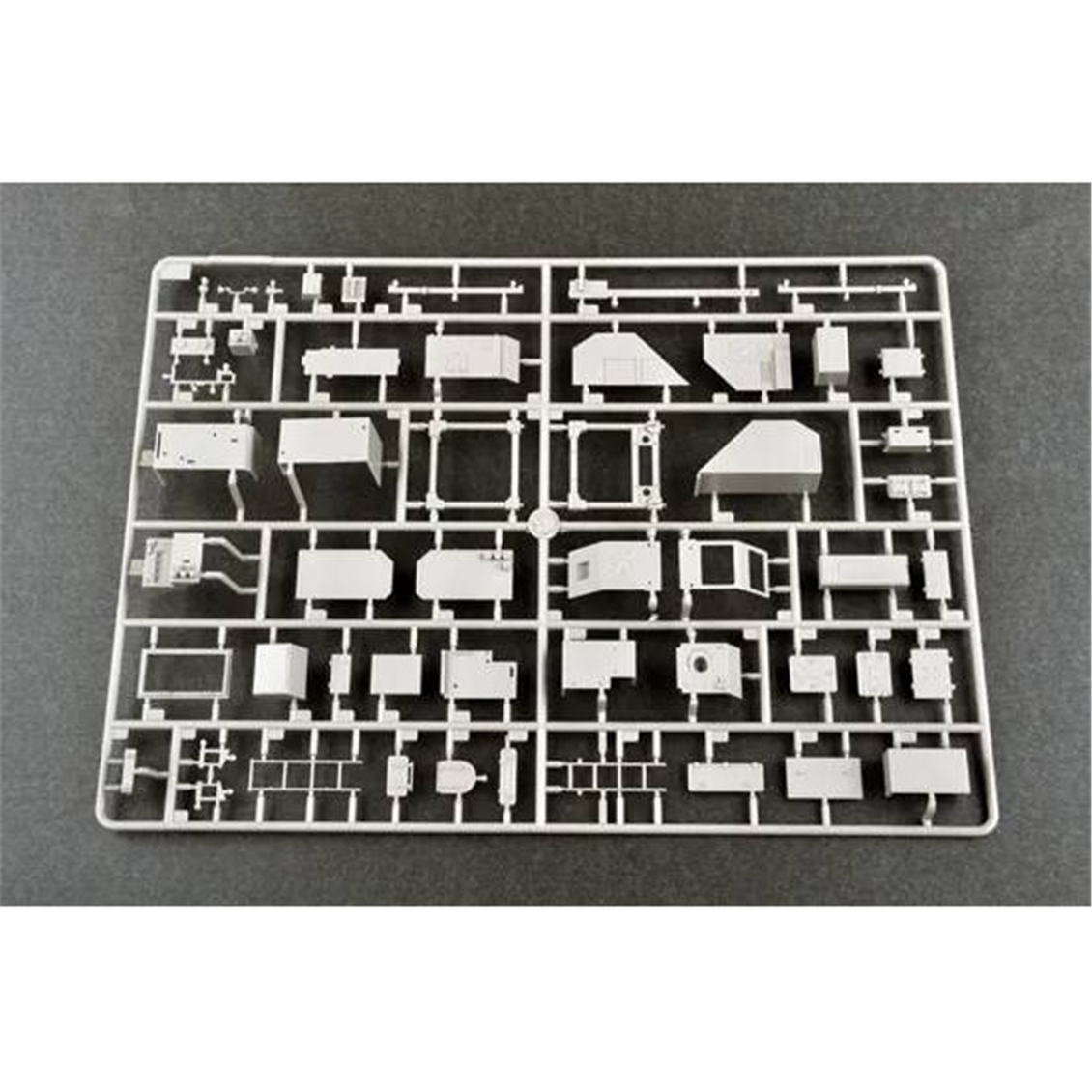 Trumpeter 01038 1/ 53Ölçek, 48N6E Füzesi ile 5P85S Taşıyıcı Rampası, TEL S-300PMU (SA-10 GRUMBLE) Füze Sistemi, Plastik Model K