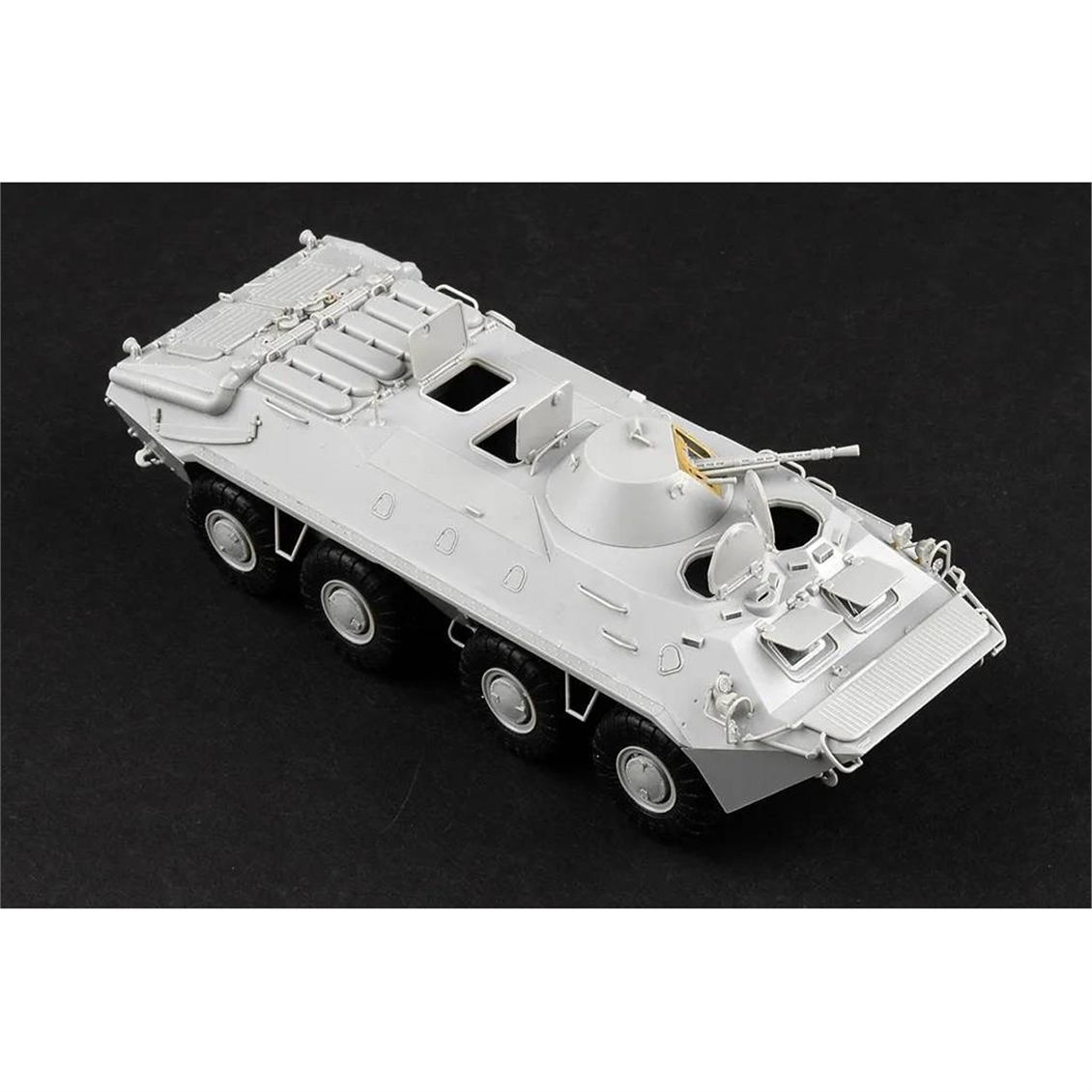 Trumpeter 01591 1/35 Ölçek, Russian BTR-70 APC (Geç Dönem), Amfibi Zırhlı Personel Taşıyıcı Plastik Model Kiti