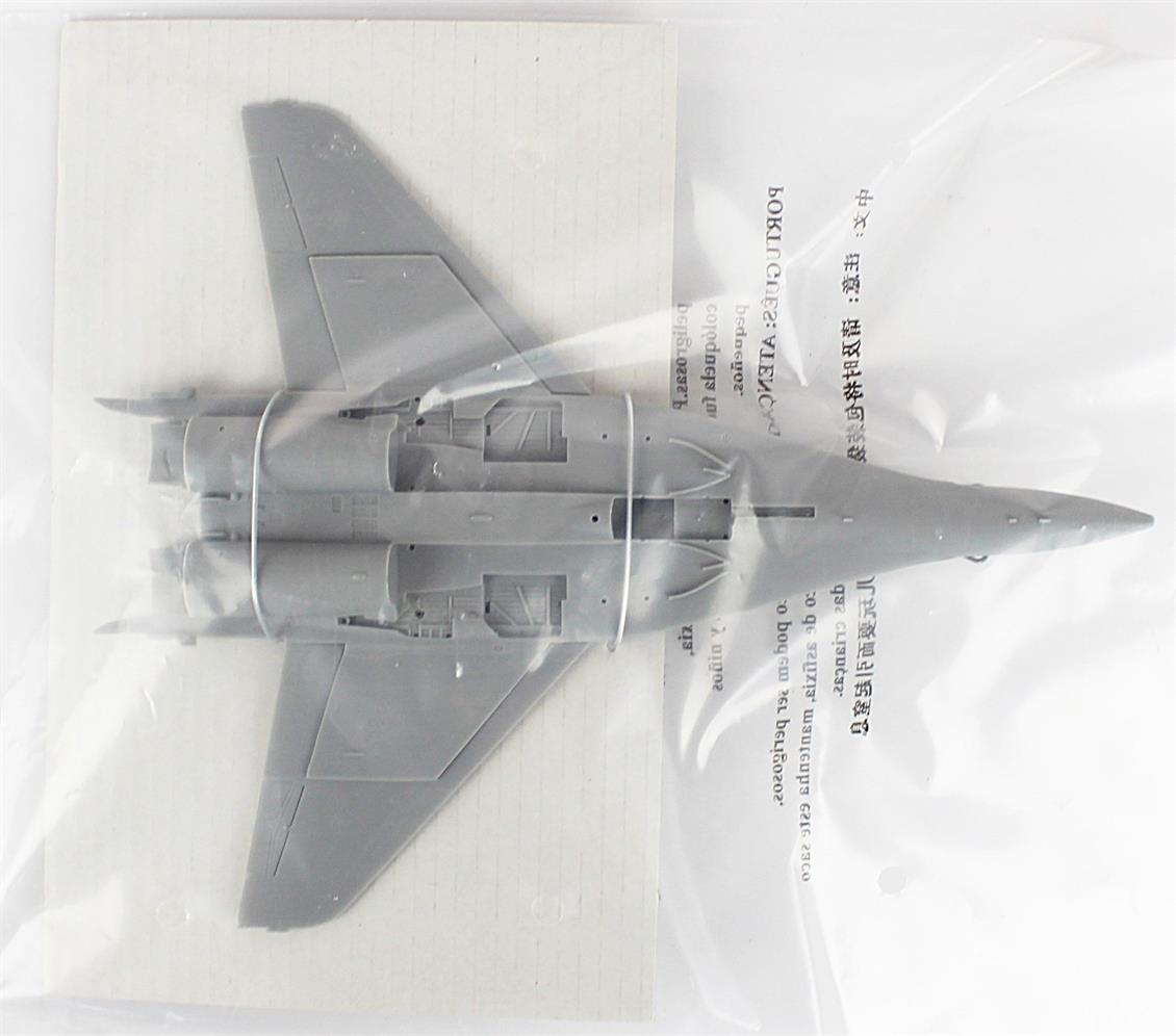 Trumpeter 01677 1/72 MIG-29 UB (Izdeliye 9.51) Fulcrum Savaş Uçağı Demonte Plastik Maketi