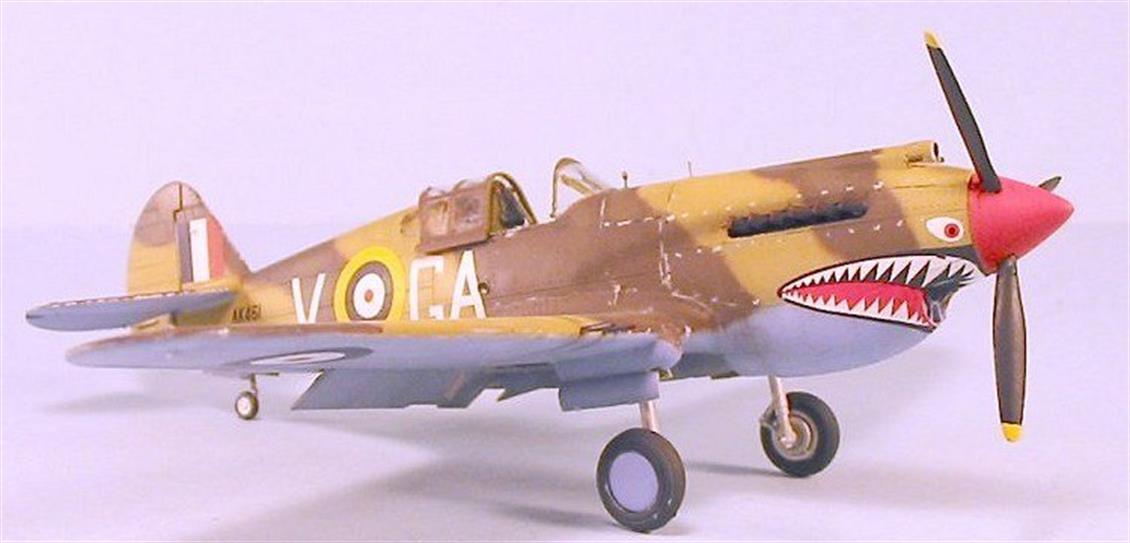 Trumpeter 02807 1/48 Curtiss P-40B Warhawk Savaş Uçağı Demonte Plastik Maketi
