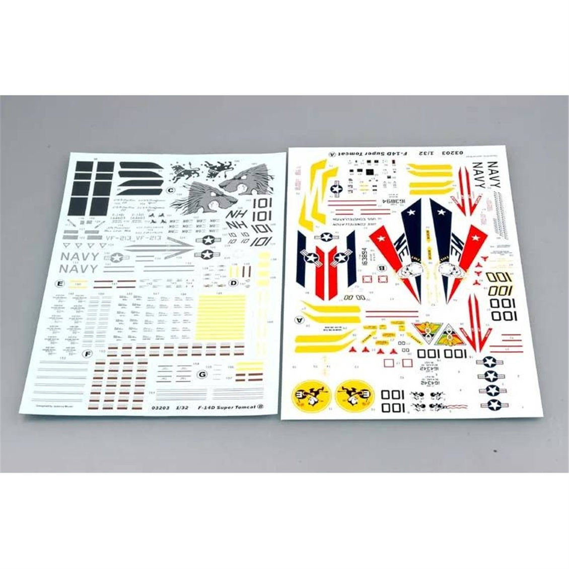 Trumpeter 03203 1/32 Ölçek, F-14D Super Tomcat, Savaş Uçağı Plastik Model Kiti