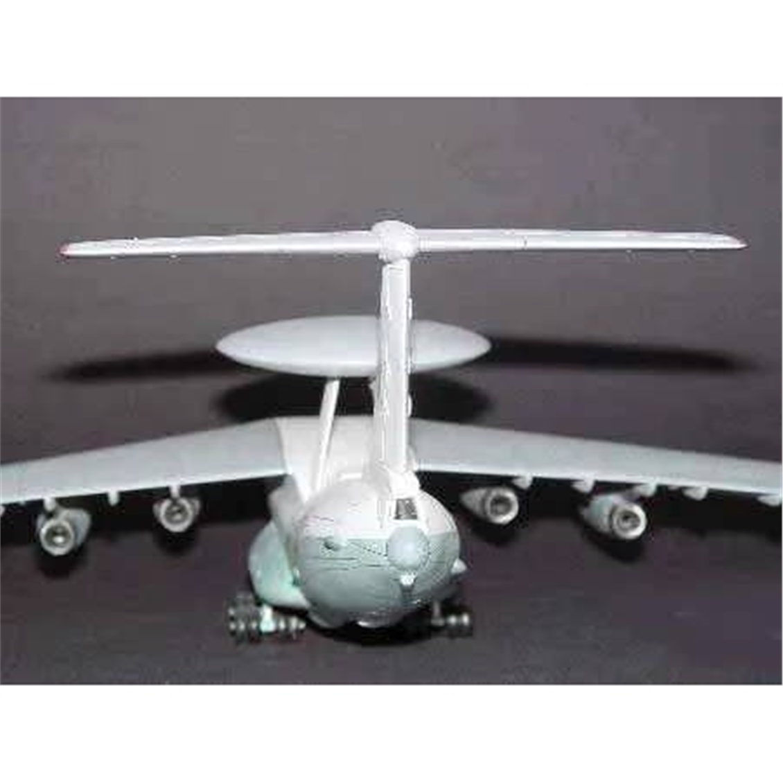 Trumpeter 03903 1/144 Ölçek, Ilyushin A-50 Mainstay, Erken Uyarı ve Kontrol Uçağı Plastik Model Kiti
