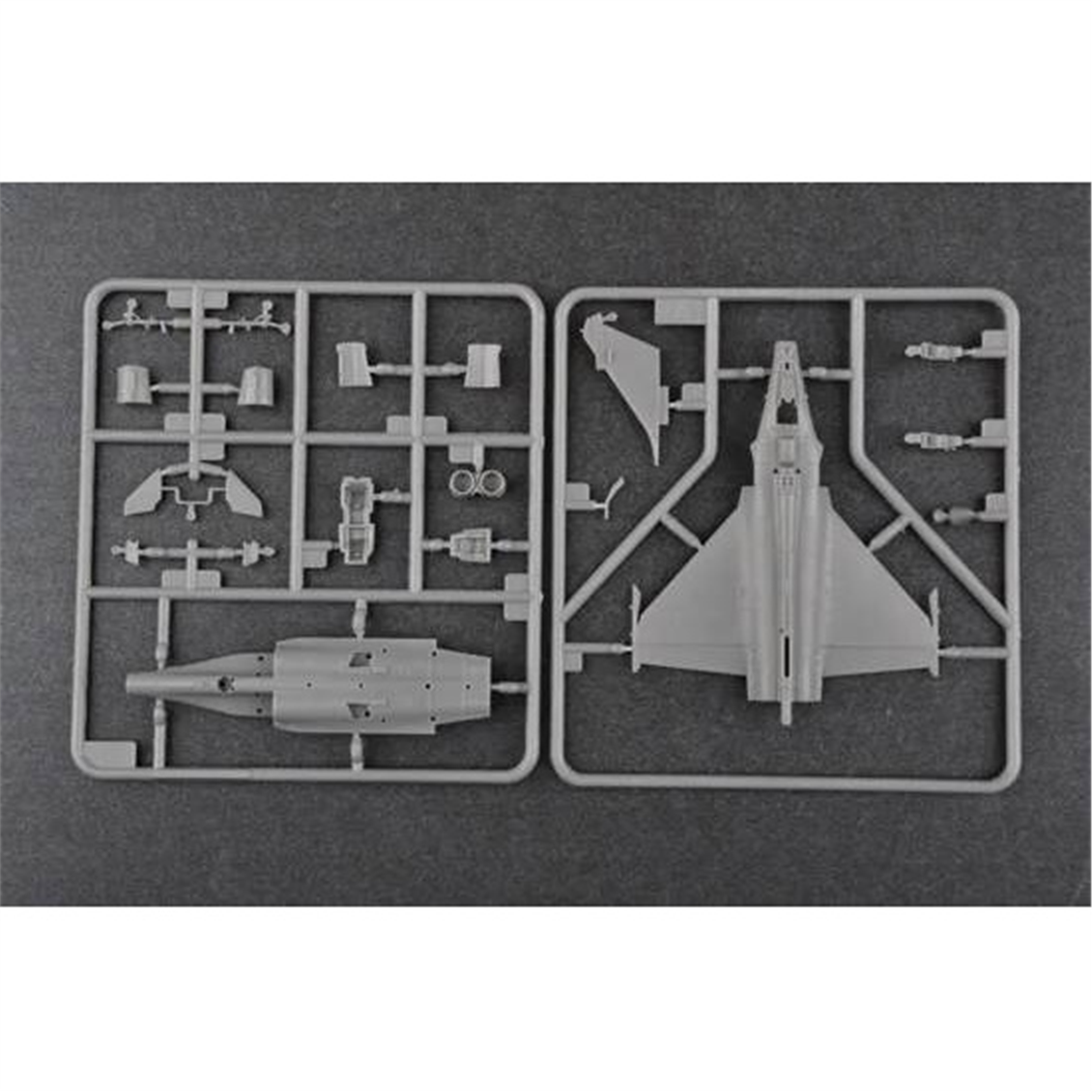 Trumpeter 03912 1/144 Ölçek, Rafale C, Çok Amaçlı Tek Kişilik Savaş Uçağı Plastik Model Kiti