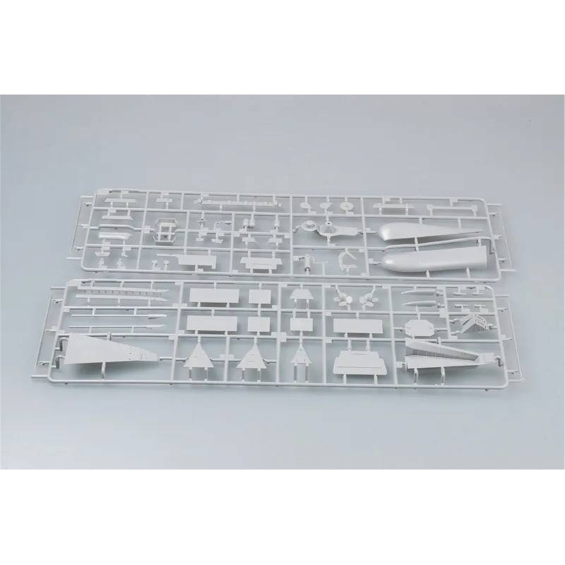 Trumpeter 04522 1/350 Ölçek, Rus Pyotr Velikiy  (Ex-Yuki Andropov), Savaş Gemisi Plastik Model Kiti