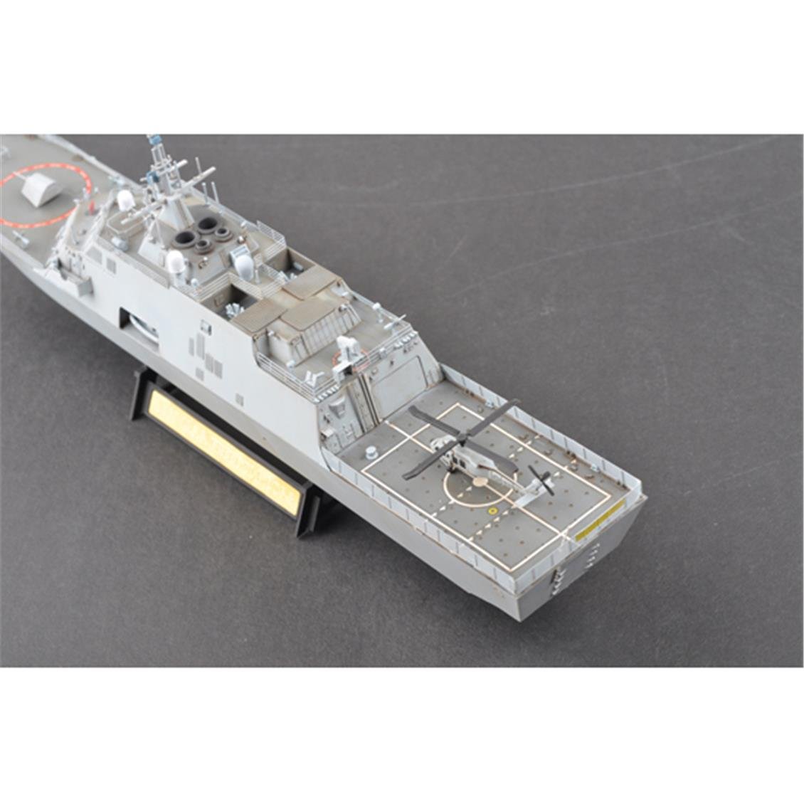 Trumpeter 04553 1/350 Ölçek Fort Worth (LCS-3) Savaş Gemisi,Plastik Model Kiti