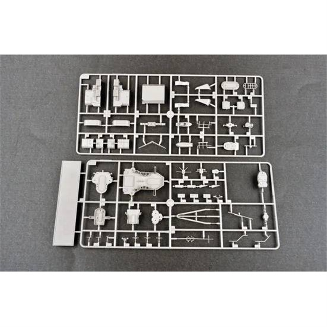 Trumpeter 05346 1/350 Ölçek, Alman Blucher, Ağır Kruvazör Plastik Model Kiti