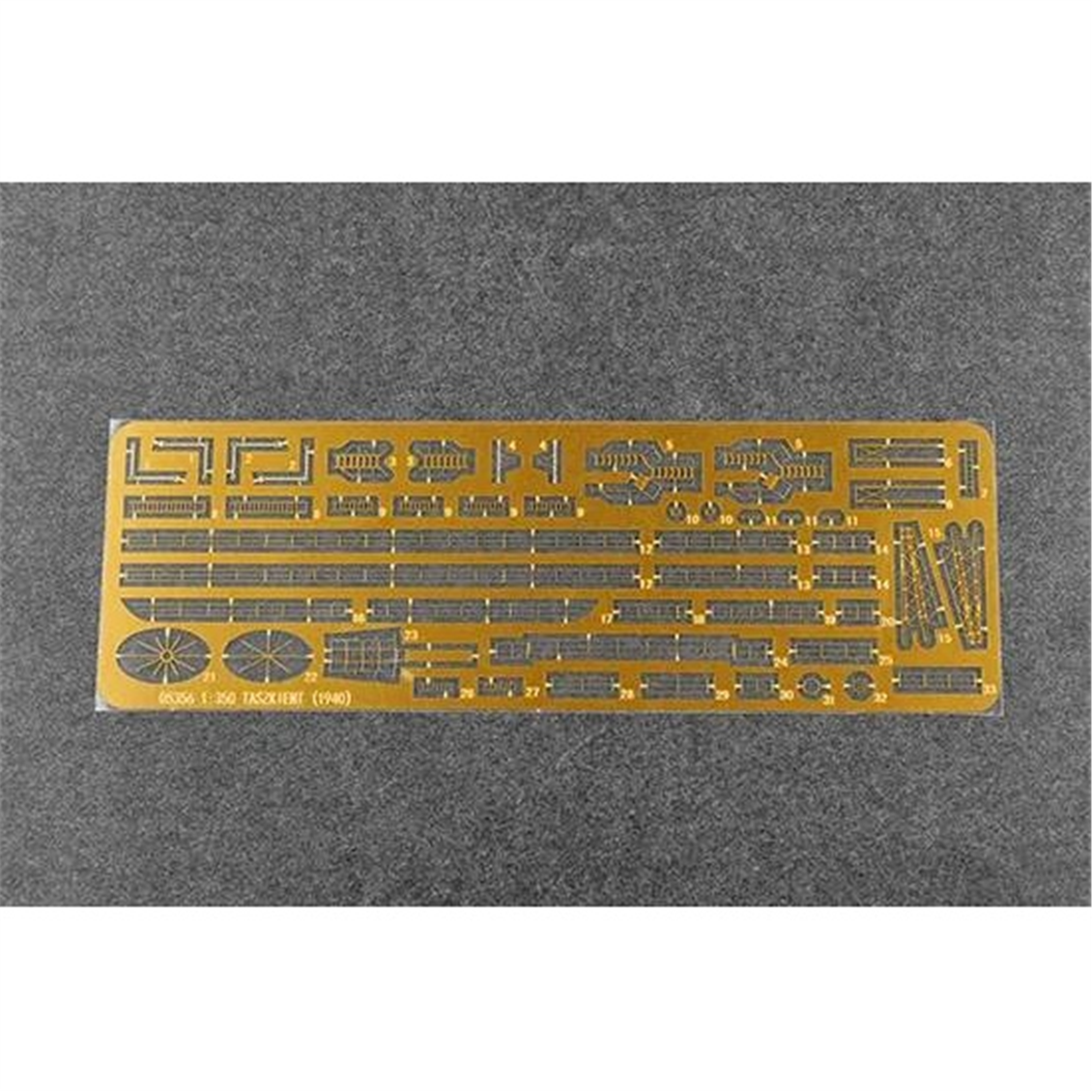 Trumpeter 05356 1/350 Ölçek, Rus Taszkient 1940, Destroyer Plastik Model Kiti